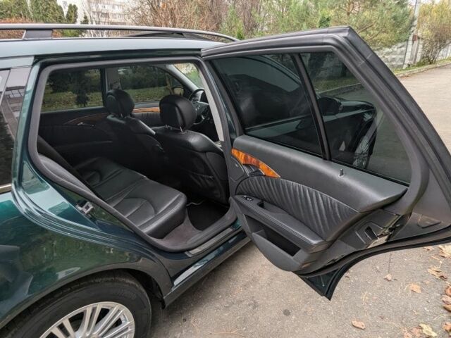 Зеленый Мерседес 280, объемом двигателя 3 л и пробегом 310 тыс. км за 6800 $, фото 5 на Automoto.ua