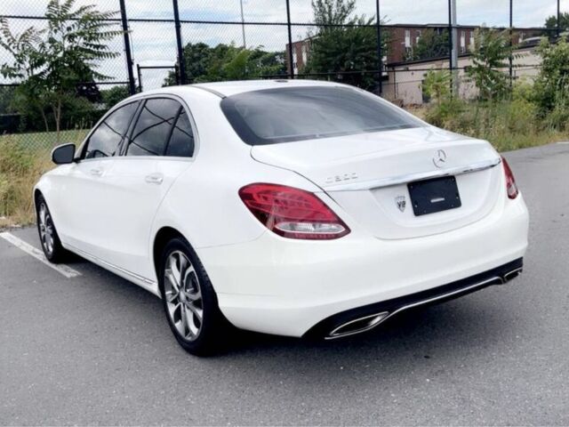 Білий Мерседес 300, об'ємом двигуна 2 л та пробігом 156 тис. км за 14300 $, фото 4 на Automoto.ua