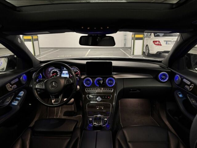 Белый Мерседес 300, объемом двигателя 2 л и пробегом 129 тыс. км за 26999 $, фото 11 на Automoto.ua