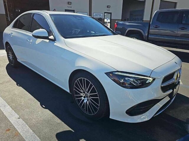 Белый Мерседес 300, объемом двигателя 0 л и пробегом 40 тыс. км за 33450 $, фото 1 на Automoto.ua