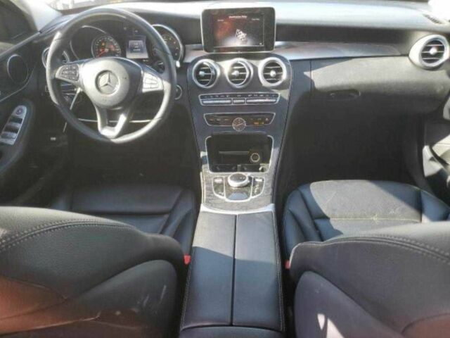 Белый Мерседес 300, объемом двигателя 0 л и пробегом 163 тыс. км за 12600 $, фото 6 на Automoto.ua