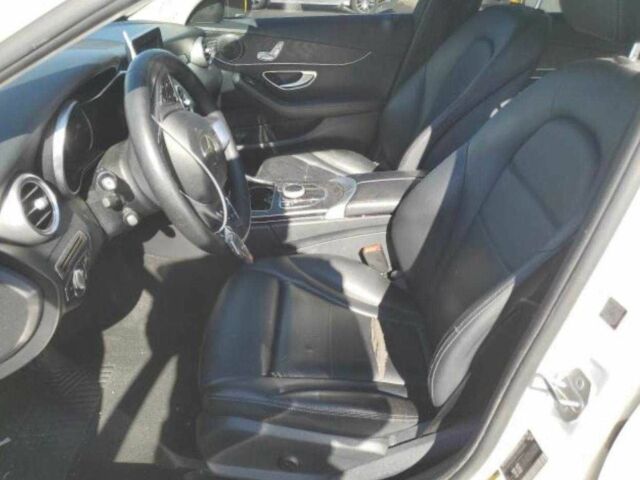 Белый Мерседес 300, объемом двигателя 0 л и пробегом 163 тыс. км за 12600 $, фото 8 на Automoto.ua