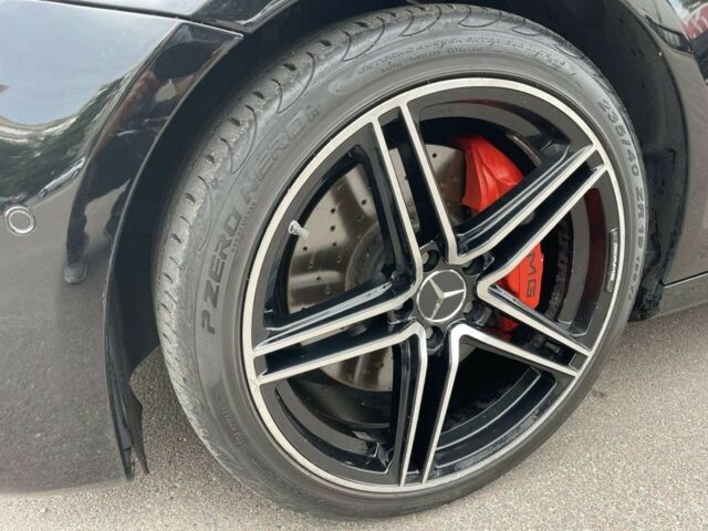 Чорний Мерседес 300, об'ємом двигуна 2 л та пробігом 147 тис. км за 23000 $, фото 3 на Automoto.ua