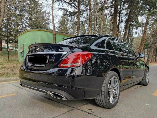 Черный Мерседес 300, объемом двигателя 2 л и пробегом 125 тыс. км за 13500 $, фото 3 на Automoto.ua