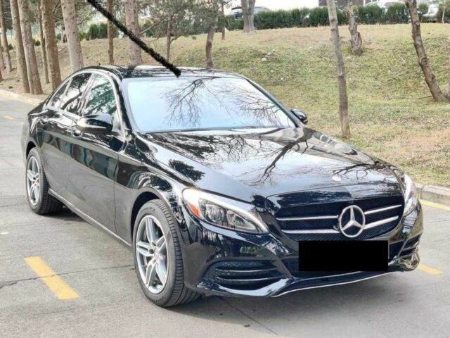 Черный Мерседес 300, объемом двигателя 2 л и пробегом 125 тыс. км за 13500 $, фото 6 на Automoto.ua