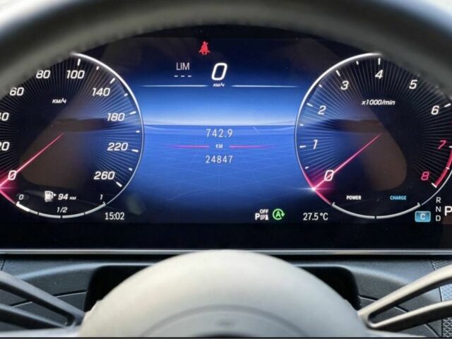 Чорний Мерседес 300, об'ємом двигуна 2 л та пробігом 24 тис. км за 50900 $, фото 6 на Automoto.ua