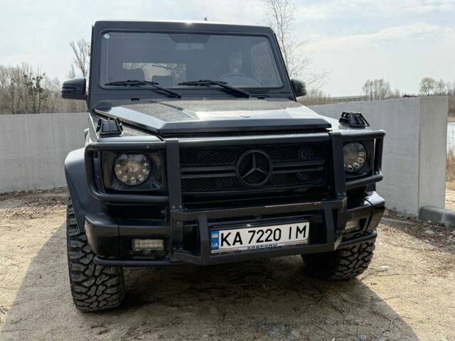 Чорний Мерседес 300, об'ємом двигуна 3 л та пробігом 147 тис. км за 17900 $, фото 1 на Automoto.ua