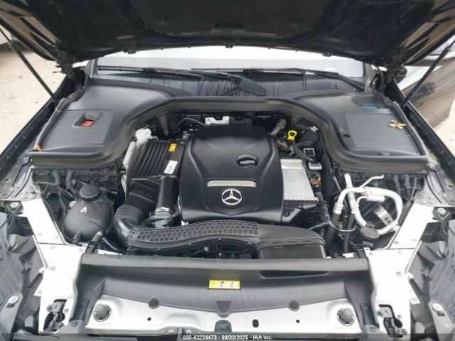 Черный Мерседес 300, объемом двигателя 2 л и пробегом 58 тыс. км за 5800 $, фото 9 на Automoto.ua