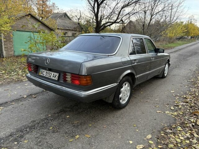 Сірий Мерседес 300, об'ємом двигуна 2.5 л та пробігом 200 тис. км за 879 $, фото 4 на Automoto.ua