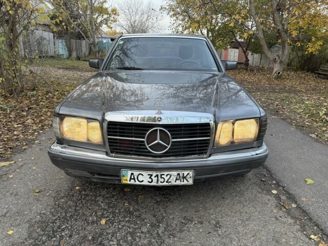 Сірий Мерседес 300, об'ємом двигуна 2.5 л та пробігом 200 тис. км за 879 $, фото 1 на Automoto.ua