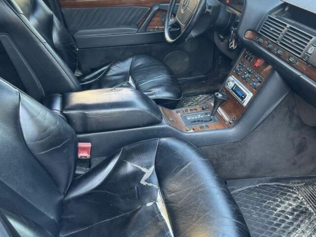 Сірий Мерседес 300, об'ємом двигуна 3.2 л та пробігом 380 тис. км за 3300 $, фото 3 на Automoto.ua