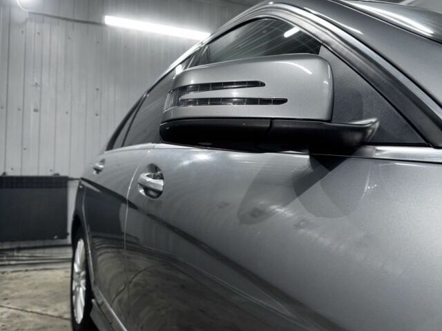 Серый Мерседес 300, объемом двигателя 3 л и пробегом 99 тыс. км за 12900 $, фото 10 на Automoto.ua