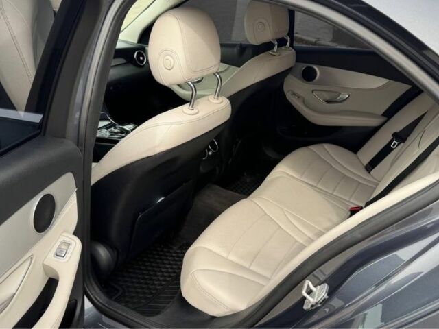 Серый Мерседес 300, объемом двигателя 2 л и пробегом 194 тыс. км за 15500 $, фото 10 на Automoto.ua