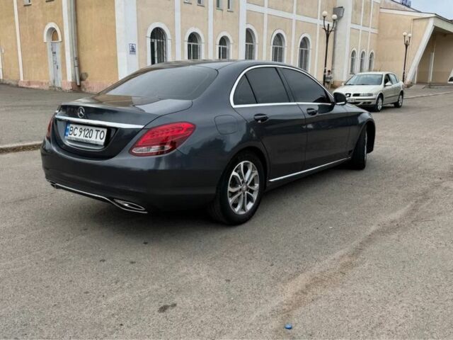 Серый Мерседес 300, объемом двигателя 2 л и пробегом 194 тыс. км за 15500 $, фото 7 на Automoto.ua