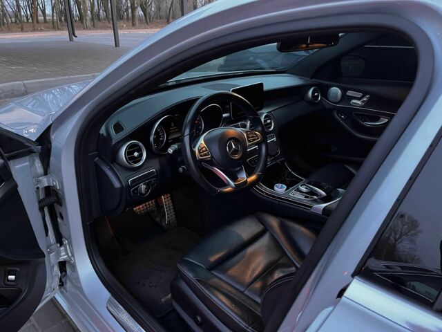 Сірий Мерседес 300, об'ємом двигуна 2 л та пробігом 141 тис. км за 21000 $, фото 9 на Automoto.ua