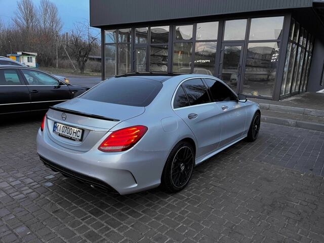 Сірий Мерседес 300, об'ємом двигуна 2 л та пробігом 141 тис. км за 21000 $, фото 3 на Automoto.ua