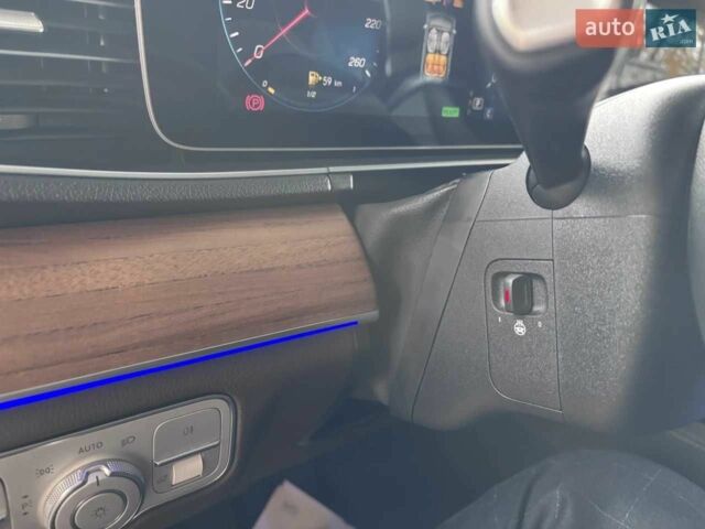 Серый Мерседес 300, объемом двигателя 0 л и пробегом 69 тыс. км за 69000 $, фото 7 на Automoto.ua