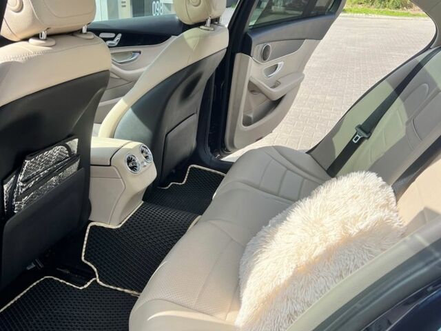 Синій Мерседес 300, об'ємом двигуна 2 л та пробігом 185 тис. км за 20000 $, фото 7 на Automoto.ua