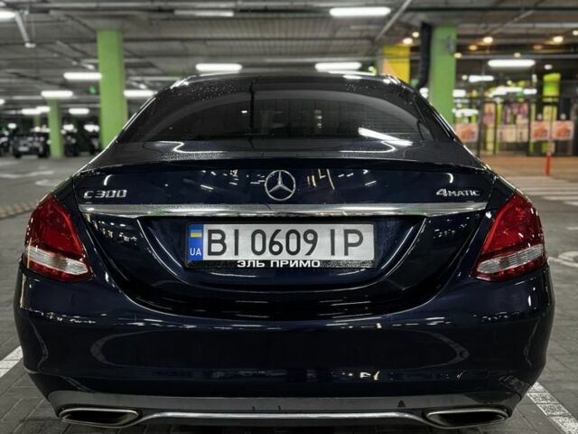 Синій Мерседес 300, об'ємом двигуна 2 л та пробігом 94 тис. км за 18300 $, фото 2 на Automoto.ua