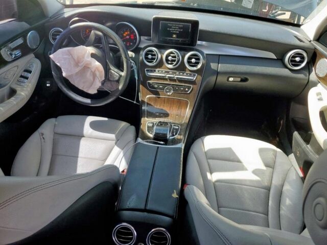 Синий Мерседес 300, объемом двигателя 2 л и пробегом 175 тыс. км за 12900 $, фото 5 на Automoto.ua