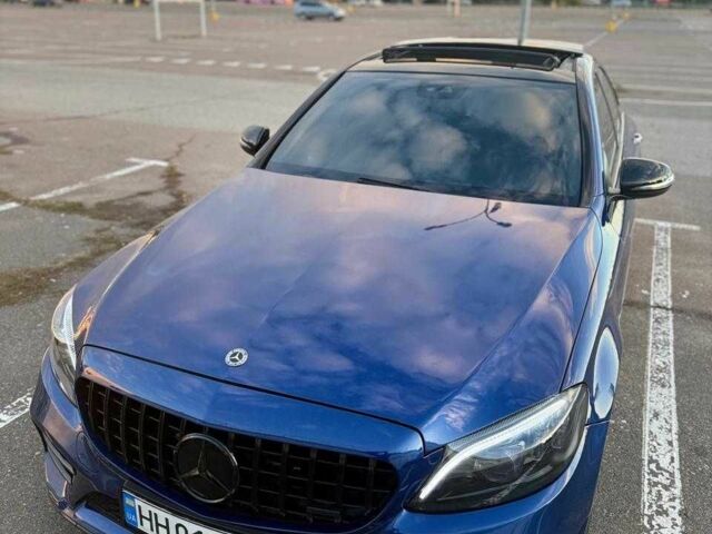 Синій Мерседес 300, об'ємом двигуна 2 л та пробігом 67 тис. км за 32000 $, фото 1 на Automoto.ua