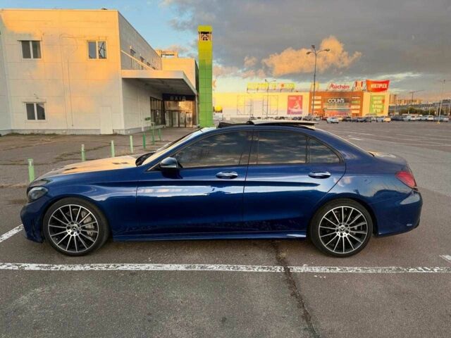 Синій Мерседес 300, об'ємом двигуна 2 л та пробігом 67 тис. км за 32000 $, фото 2 на Automoto.ua