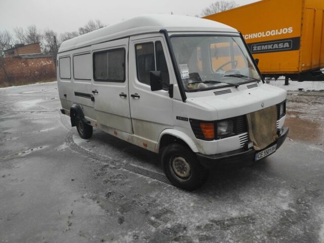 Мерседес 310, объемом двигателя 0 л и пробегом 0 тыс. км за 4119 $, фото 2 на Automoto.ua