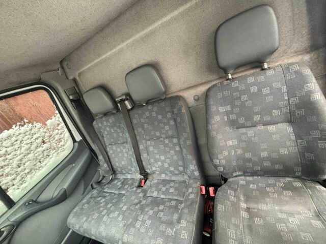 Білий Мерседес 320, об'ємом двигуна 2.1 л та пробігом 523 тис. км за 11700 $, фото 2 на Automoto.ua