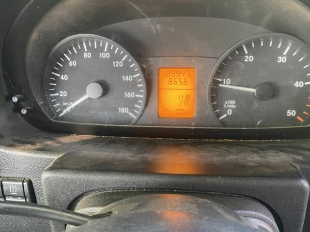 Мерседес 320 2006 в Славянске на Automoto.ua Белый Мерседес 320, объемом двигателя 2.1 л и пробегом 488 тыс. км за 10500 $, фото 5 на Automoto.ua