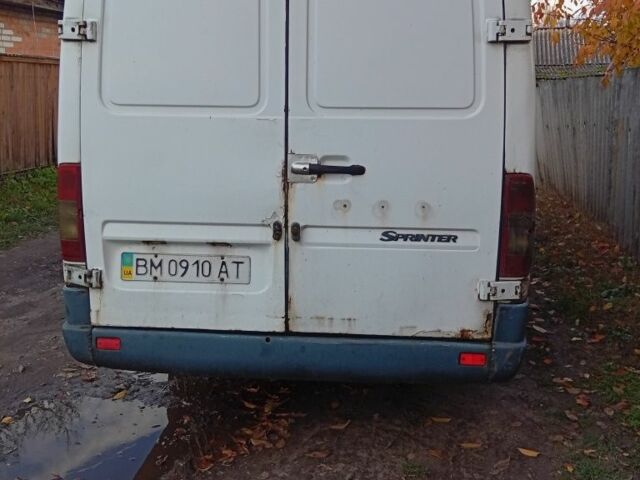 Білий Мерседес 320, об'ємом двигуна 2 л та пробігом 380 тис. км за 5700 $, фото 2 на Automoto.ua