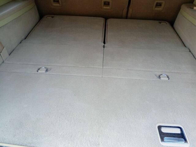 Белый Мерседес 320, объемом двигателя 3 л и пробегом 400 тыс. км за 13400 $, фото 12 на Automoto.ua