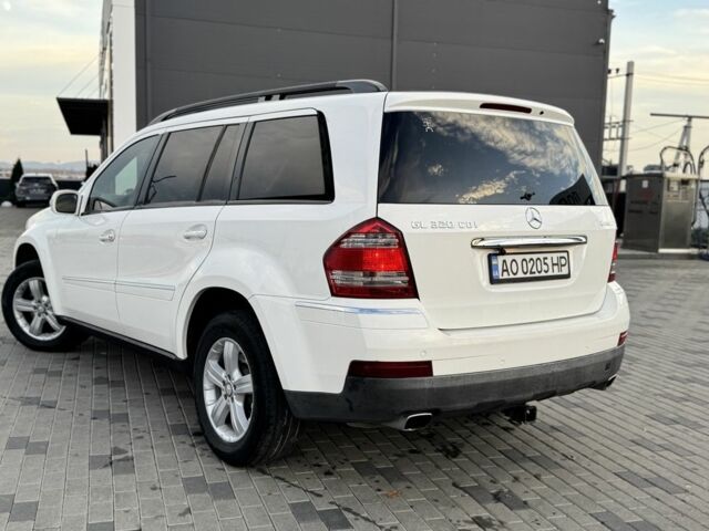 Белый Мерседес 320, объемом двигателя 3 л и пробегом 400 тыс. км за 13400 $, фото 4 на Automoto.ua