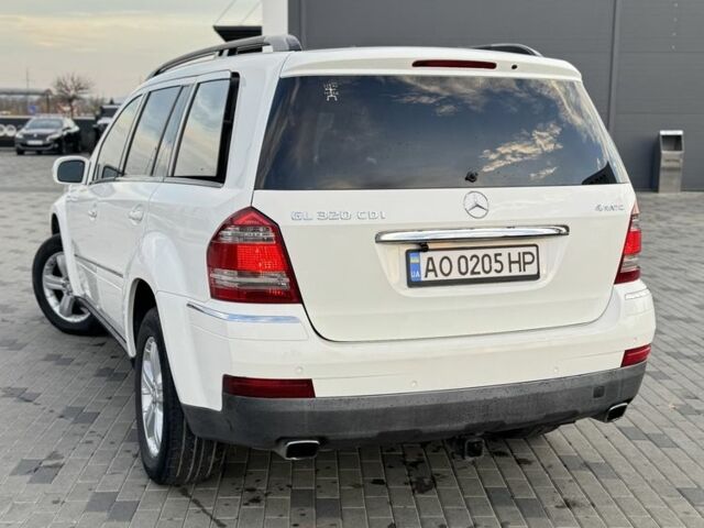 Белый Мерседес 320, объемом двигателя 3 л и пробегом 400 тыс. км за 13400 $, фото 3 на Automoto.ua