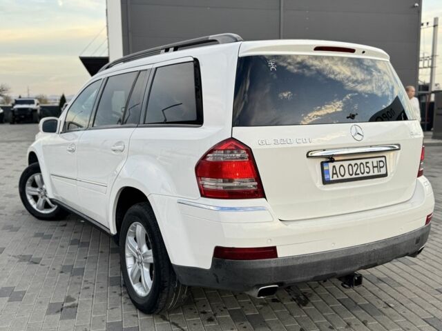 Белый Мерседес 320, объемом двигателя 3 л и пробегом 400 тыс. км за 13400 $, фото 5 на Automoto.ua