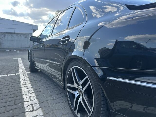 Черный Мерседес 320, объемом двигателя 3.2 л и пробегом 360 тыс. км за 7200 $, фото 5 на Automoto.ua