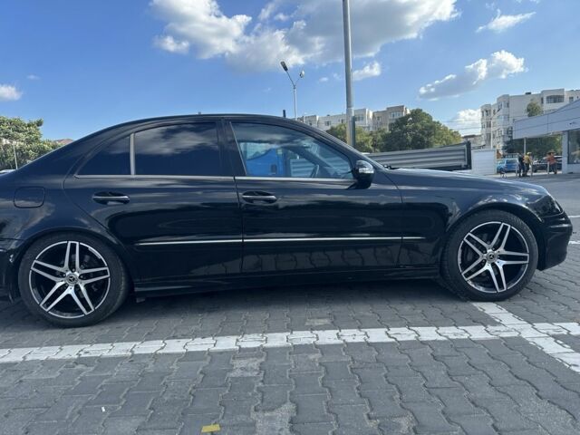 Черный Мерседес 320, объемом двигателя 3.2 л и пробегом 360 тыс. км за 7200 $, фото 3 на Automoto.ua