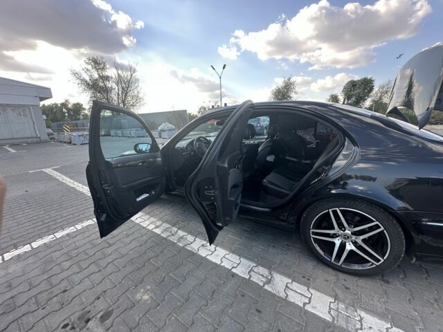 Черный Мерседес 320, объемом двигателя 3.2 л и пробегом 360 тыс. км за 7200 $, фото 8 на Automoto.ua