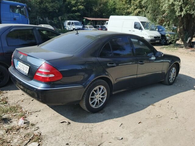 Черный Мерседес 320, объемом двигателя 3.2 л и пробегом 290 тыс. км за 7100 $, фото 2 на Automoto.ua