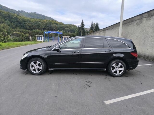 Черный Мерседес 320, объемом двигателя 3 л и пробегом 237 тыс. км за 8500 $, фото 7 на Automoto.ua