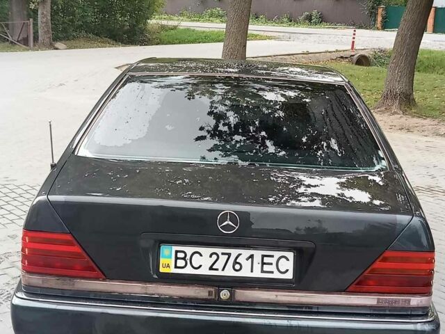 Чорний Мерседес 320, об'ємом двигуна 3.2 л та пробігом 450 тис. км за 4500 $, фото 4 на Automoto.ua