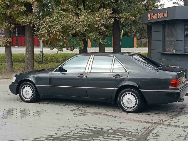 Чорний Мерседес 320, об'ємом двигуна 3.2 л та пробігом 450 тис. км за 4500 $, фото 16 на Automoto.ua