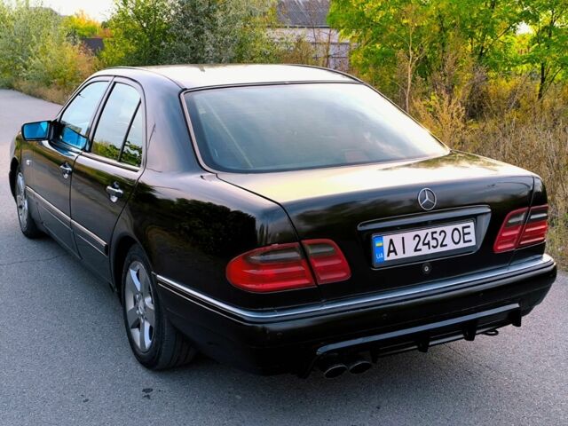 Чорний Мерседес 320, об'ємом двигуна 3.2 л та пробігом 300 тис. км за 3000 $, фото 11 на Automoto.ua