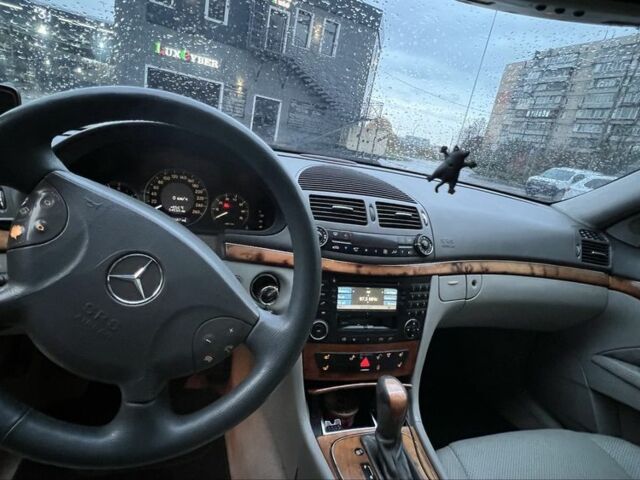 Чорний Мерседес 320, об'ємом двигуна 3.2 л та пробігом 598 тис. км за 4700 $, фото 12 на Automoto.ua