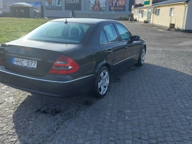 Черный Мерседес 320, объемом двигателя 3.2 л и пробегом 380 тыс. км за 2000 $, фото 2 на Automoto.ua