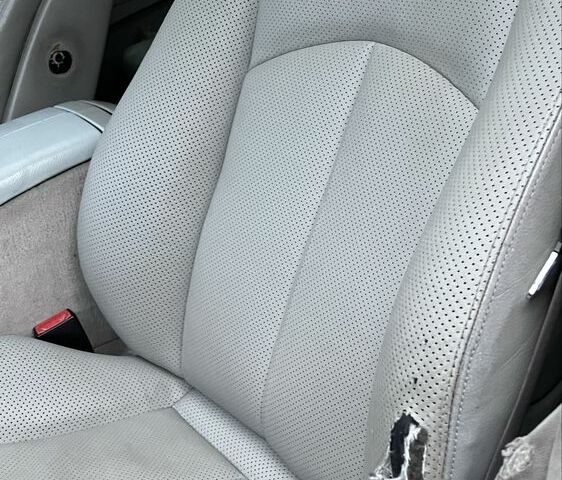 Чорний Мерседес 320, об'ємом двигуна 3.2 л та пробігом 598 тис. км за 4700 $, фото 18 на Automoto.ua