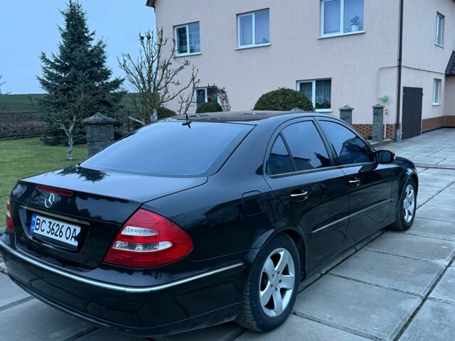 Черный Мерседес 320, объемом двигателя 3.2 л и пробегом 360 тыс. км за 7000 $, фото 5 на Automoto.ua