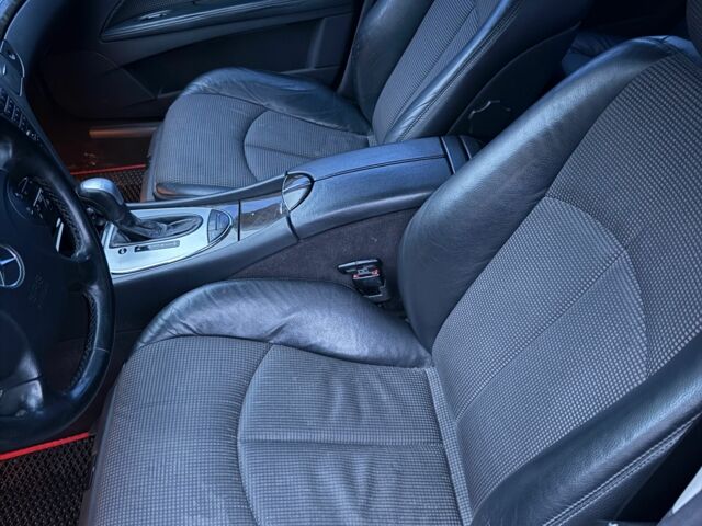 Черный Мерседес 320, объемом двигателя 3.2 л и пробегом 360 тыс. км за 7000 $, фото 9 на Automoto.ua