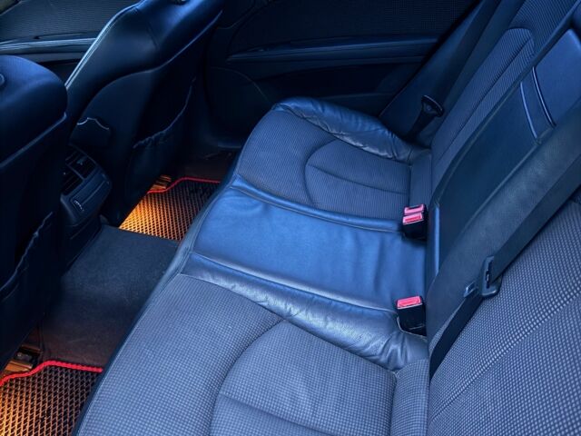 Черный Мерседес 320, объемом двигателя 3.2 л и пробегом 360 тыс. км за 7000 $, фото 8 на Automoto.ua