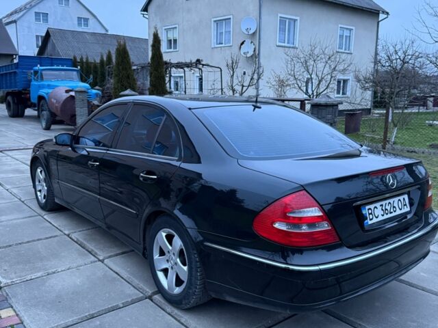 Черный Мерседес 320, объемом двигателя 3.2 л и пробегом 360 тыс. км за 7000 $, фото 3 на Automoto.ua
