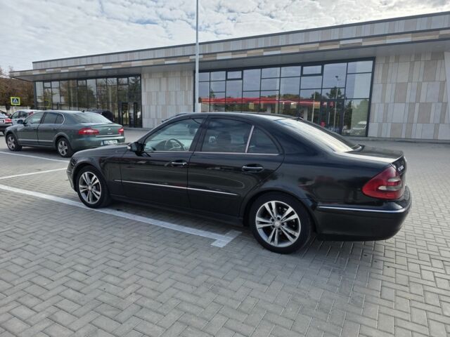 Черный Мерседес 320, объемом двигателя 3 л и пробегом 326 тыс. км за 4500 $, фото 2 на Automoto.ua